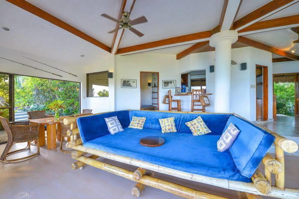 Artista Beach Villa Balabag  エクステリア 写真